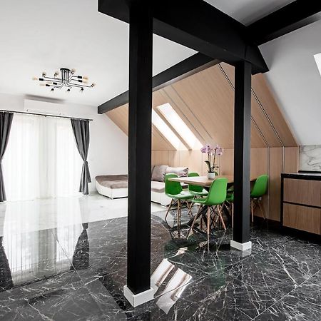 Discovery Aparthotel Cluj Napoca Bagian luar foto