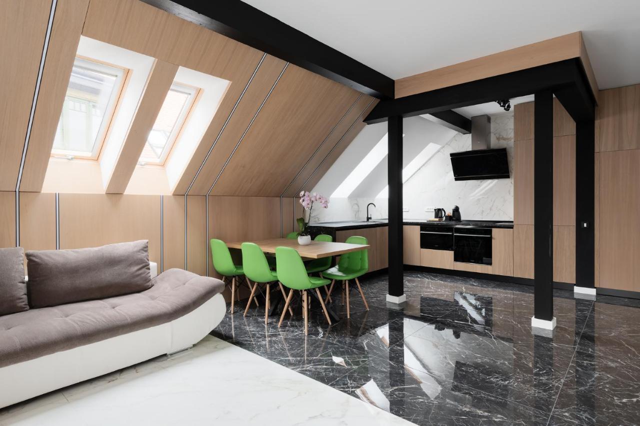 Discovery Aparthotel Cluj Napoca Bagian luar foto