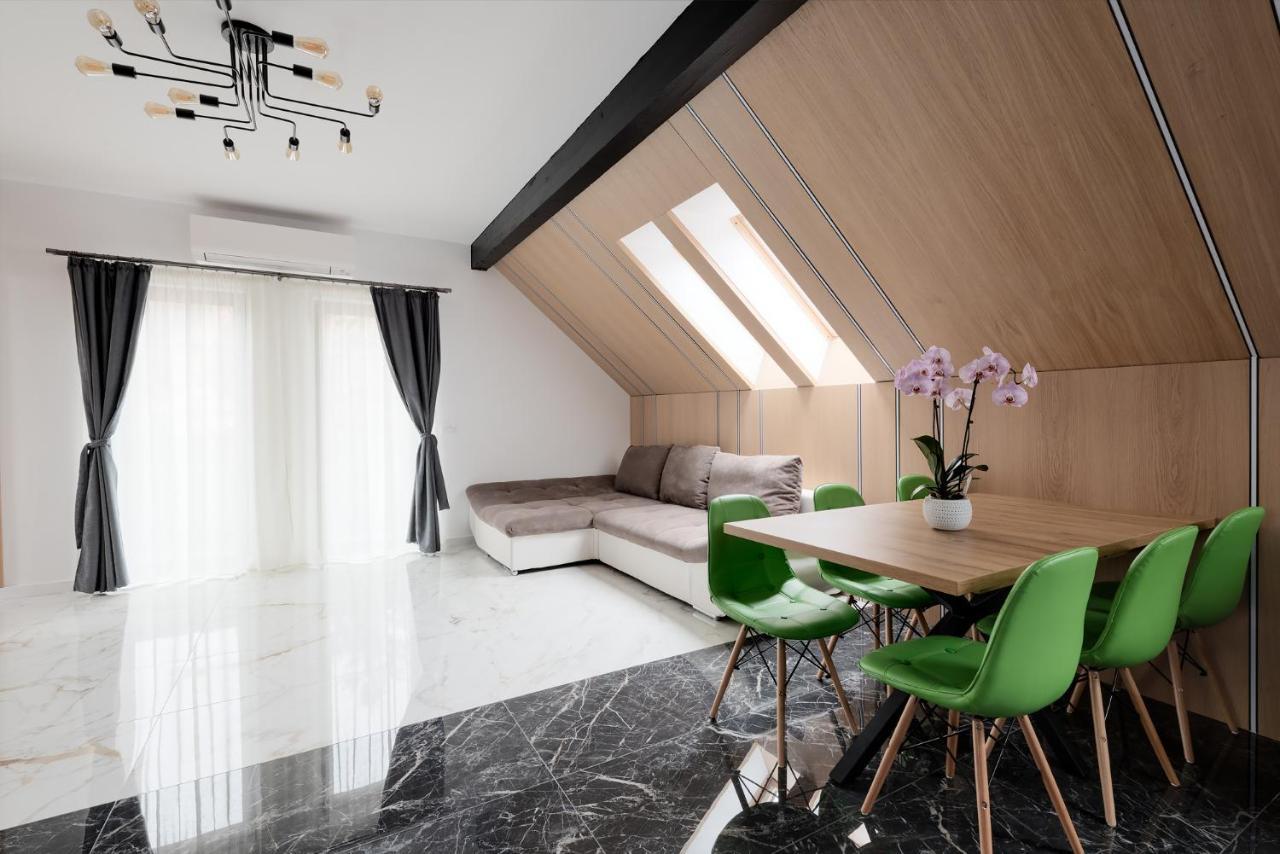 Discovery Aparthotel Cluj Napoca Bagian luar foto
